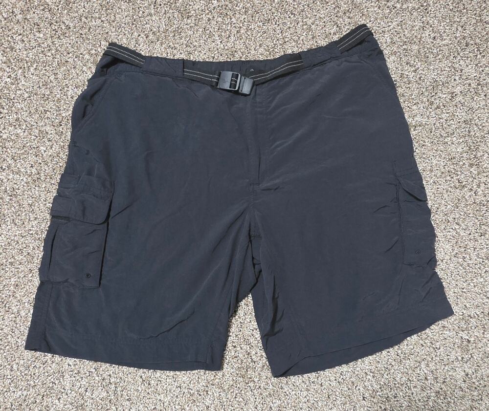 Magellan Outdoors Fish Gear Shorts Mens 2XL Black Water Repellent Cargo Fishing